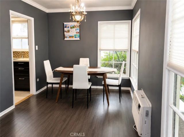 1122 N Louise Street E, Glendale, CA 91207