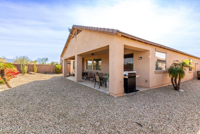 17864 W LAVENDER Lane, Goodyear, AZ 85338