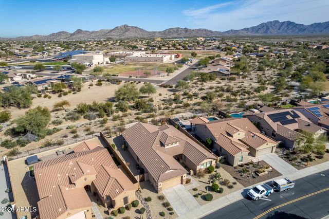 17864 W LAVENDER Lane, Goodyear, AZ 85338