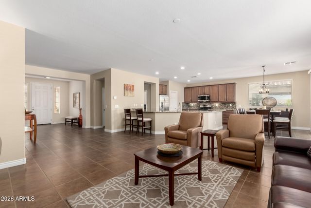 17864 W LAVENDER Lane, Goodyear, AZ 85338