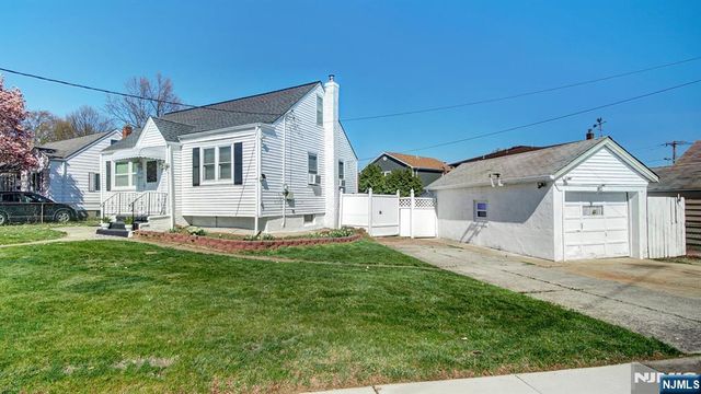 34 Greenlawn Drive, Lodi, NJ 07644