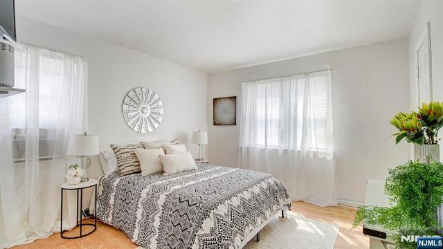 34 Greenlawn Drive, Lodi, NJ 07644