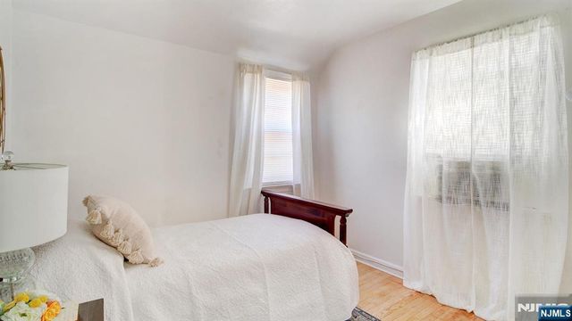 34 Greenlawn Drive, Lodi, NJ 07644