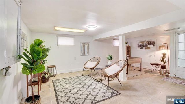 34 Greenlawn Drive, Lodi, NJ 07644