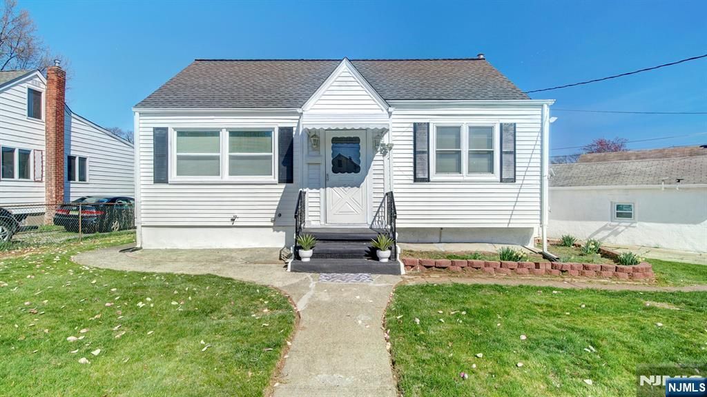 34 Greenlawn Drive, Lodi, NJ 07644