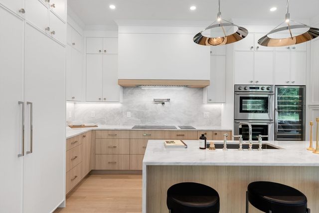 92 Hill Street, Lexington, MA 02421