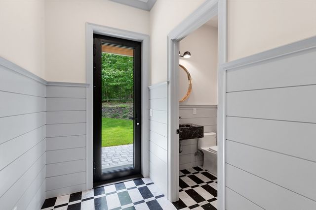 92 Hill Street, Lexington, MA 02421