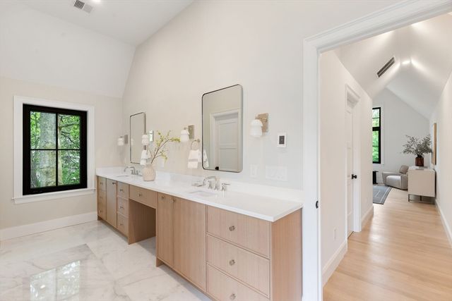 92 Hill Street, Lexington, MA 02421