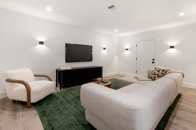 92 Hill Street, Lexington, MA 02421