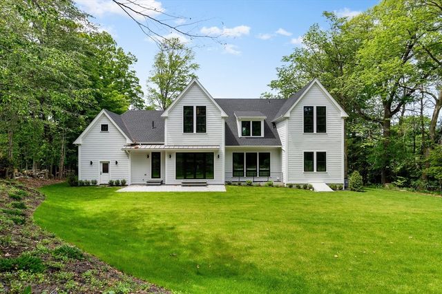 92 Hill Street, Lexington, MA 02421
