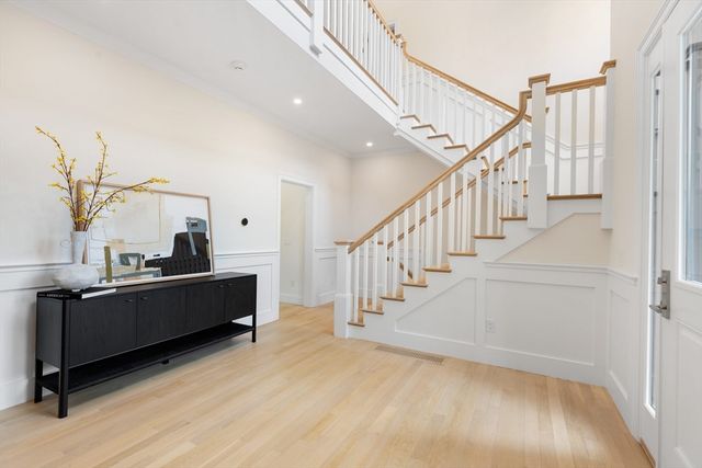 92 Hill Street, Lexington, MA 02421