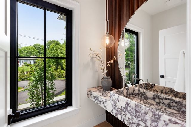 92 Hill Street, Lexington, MA 02421