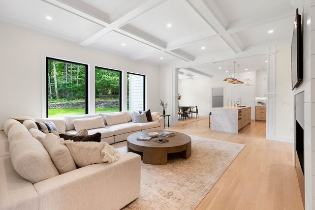 92 Hill Street, Lexington, MA 02421