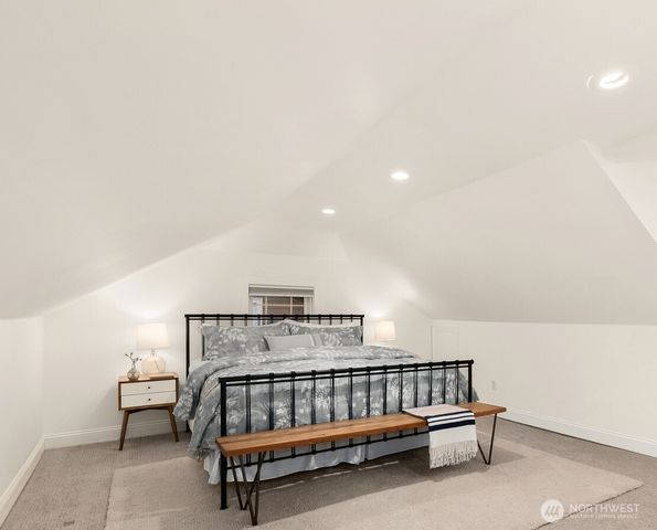 2568 28th Avenue W, Seattle, WA 98199