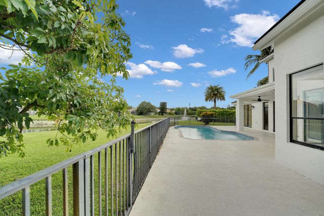 22281 Tupelo Place, Boca Raton, FL 33428