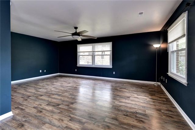 149 Ridgewood PW, Newport News, VA 23608