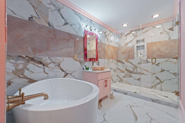 4736 Ocean Boulevard, Destin, FL 32541