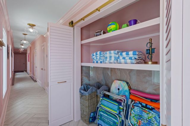 4736 Ocean Boulevard, Destin, FL 32541