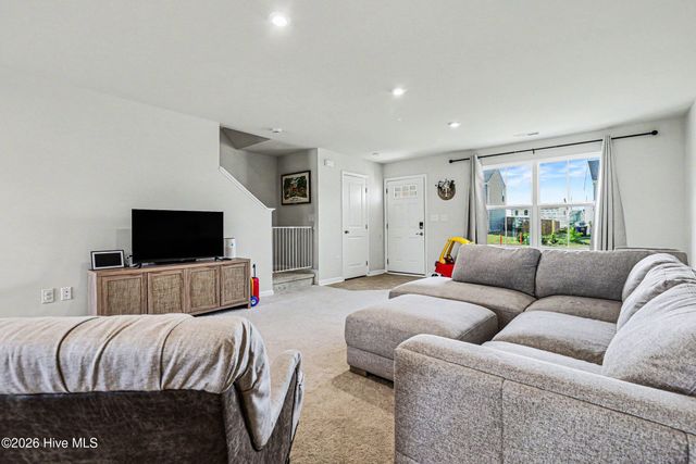 160 Day Song Court, Lillington, NC 27546