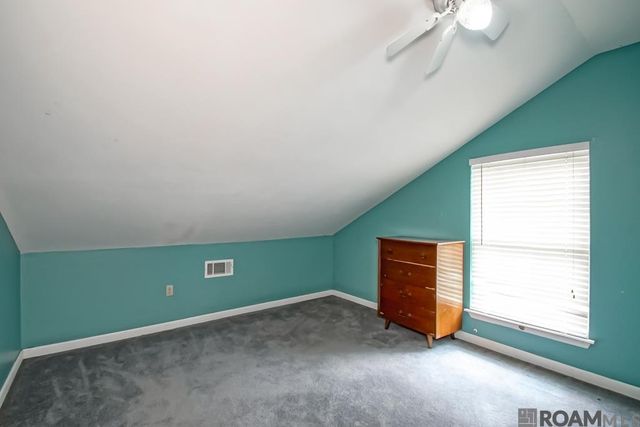 18759 Mclin Rd, Livingston, LA 70754
