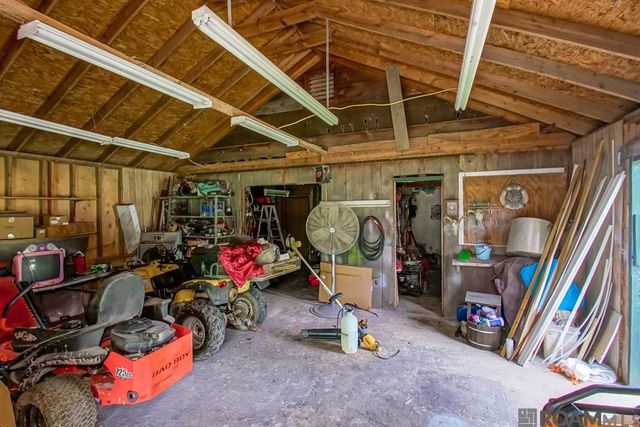 18759 Mclin Rd, Livingston, LA 70754
