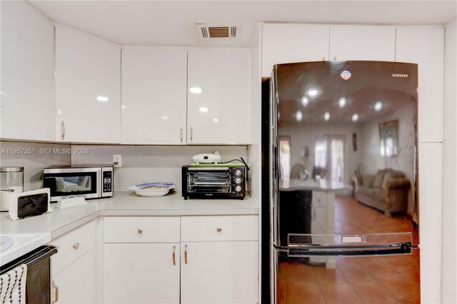 13795 SW 160th St, Miami, FL 33177