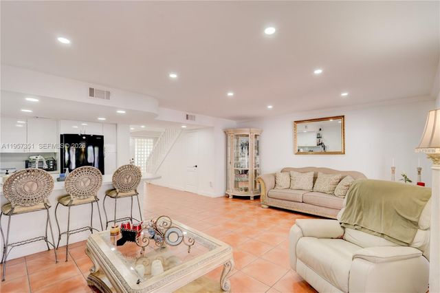 13795 SW 160th St, Miami, FL 33177