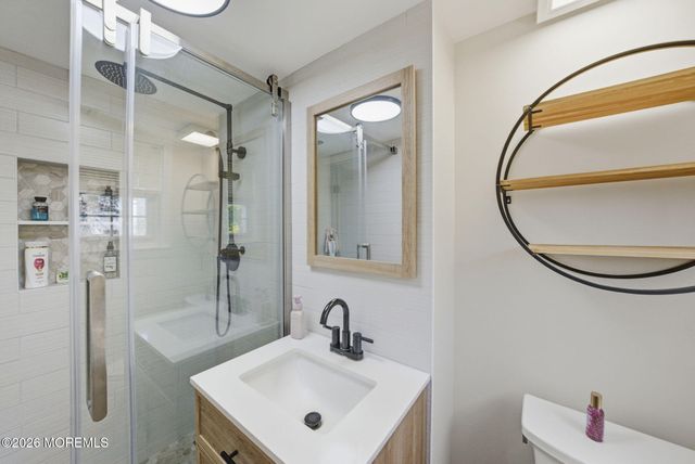 17 Dublin Lane, Hazlet, NJ 07730