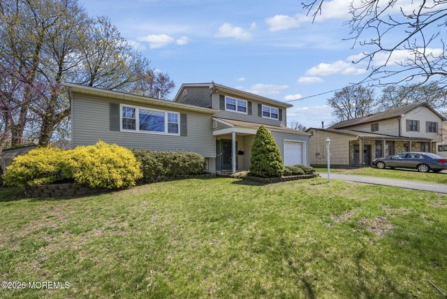 17 Dublin Lane, Hazlet, NJ 07730