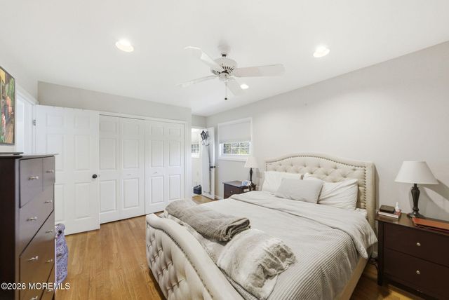 17 Dublin Lane, Hazlet, NJ 07730