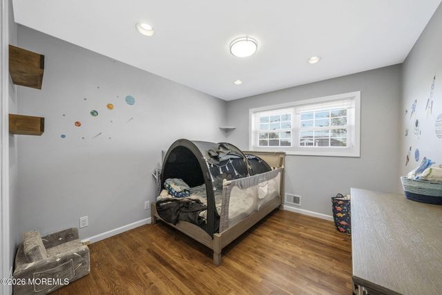 17 Dublin Lane, Hazlet, NJ 07730