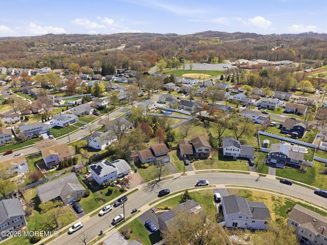 17 Dublin Lane, Hazlet, NJ 07730