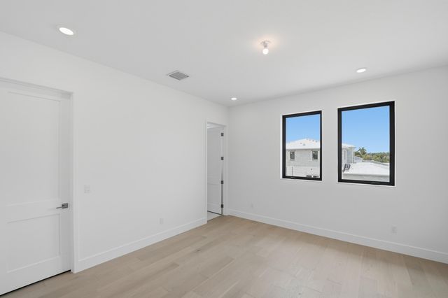 7738 Longchamp Lane, Lake Worth, FL 33449