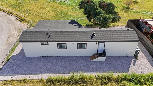 211 West Duck Creek Road, Pahrump, NV 89048
