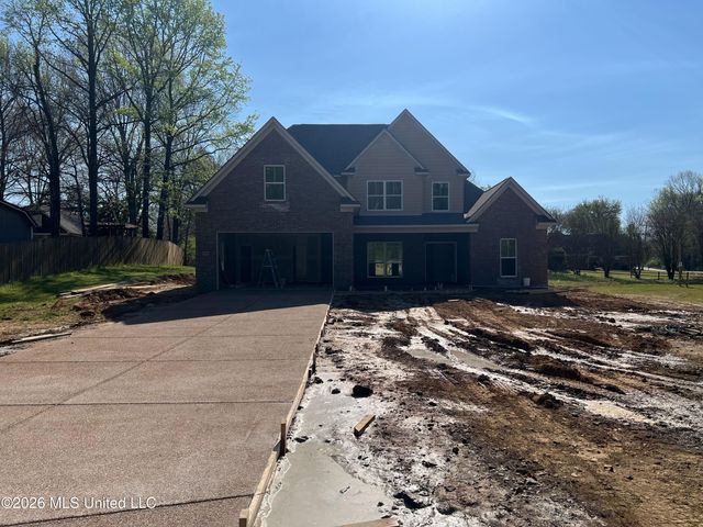 1070 W Green T Lake, Hernando, MS 38632