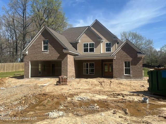 1070 W Green T Lake, Hernando, MS 38632