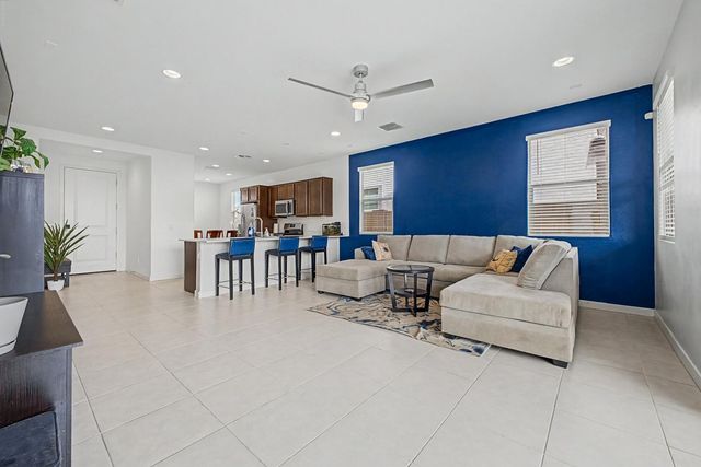 12515 W Morten Avenue, Glendale, AZ 85307