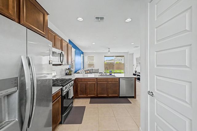 12515 W Morten Avenue, Glendale, AZ 85307