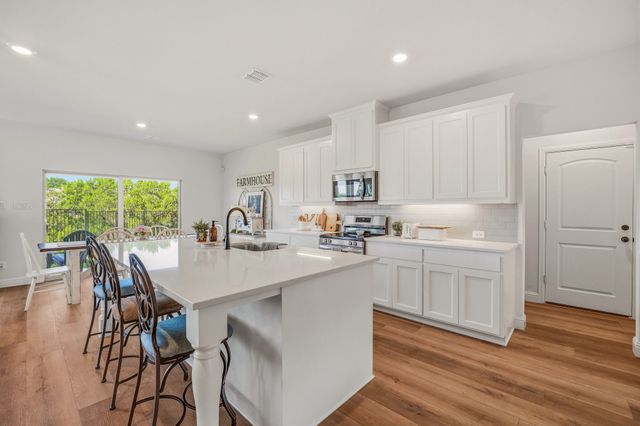 127 Mesa Drive, Glen Rose, TX 76043