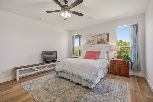 127 Mesa Drive, Glen Rose, TX 76043