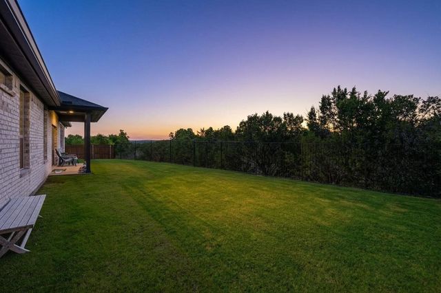 127 Mesa Drive, Glen Rose, TX 76043