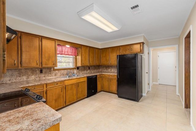 112 Crosstimbers, Lufkin, TX 75904