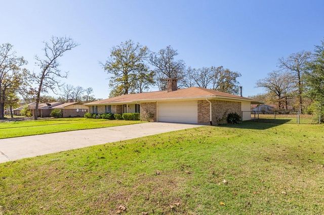 112 Crosstimbers, Lufkin, TX 75904