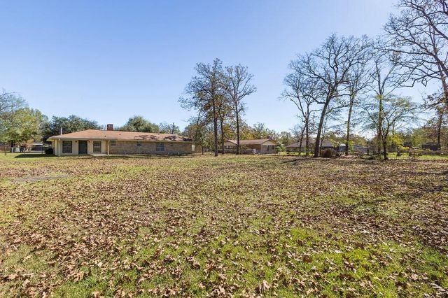 112 Crosstimbers, Lufkin, TX 75904