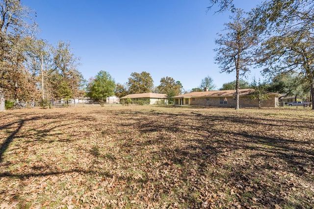 112 Crosstimbers, Lufkin, TX 75904