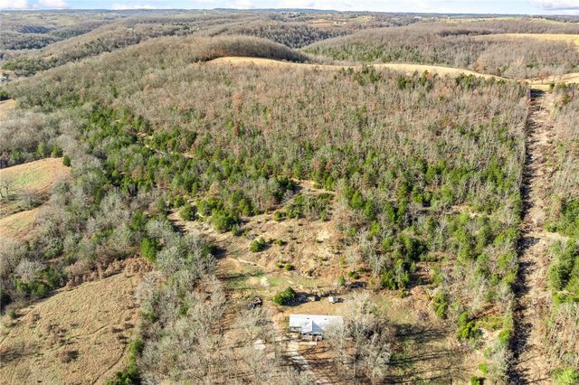 7001 Bear Creek Drive, Harrison, AR 72601