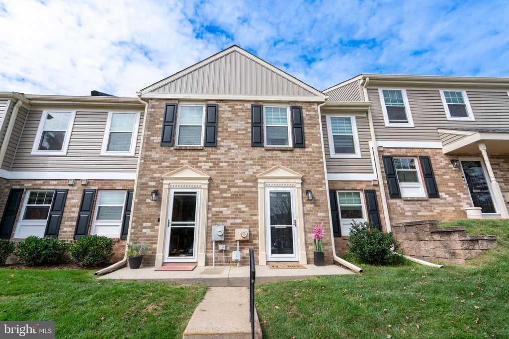 8 CROMWELL DR #107 U-8, Blue Bell, PA 19422 — exterior