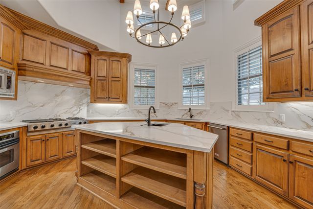 2216 Kings Pass, Heath, TX 75032