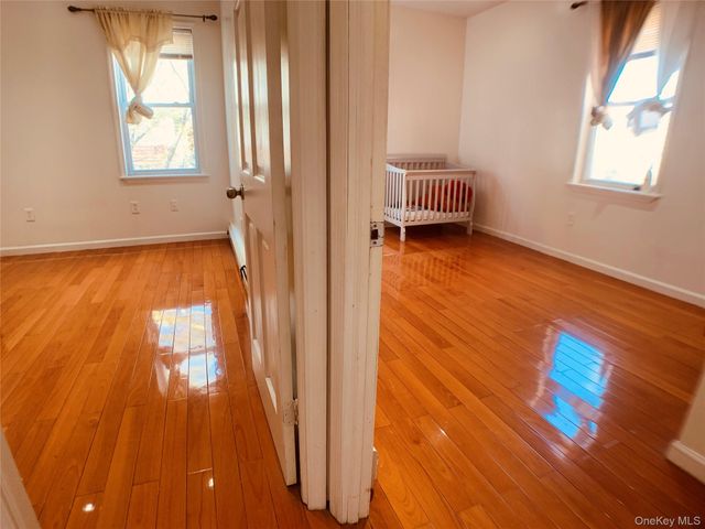 23-28 28th Street 28 Street, Astoria, NY 11105