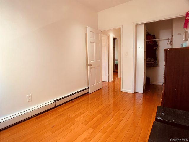 23-28 28th Street 28 Street, Astoria, NY 11105